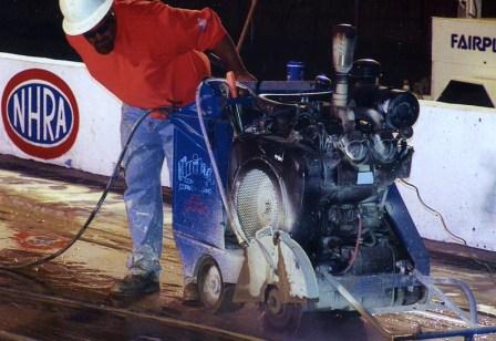 Asphalt cutting