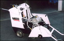 Electric push saw